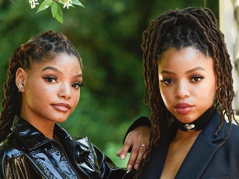 chloe x halle ages